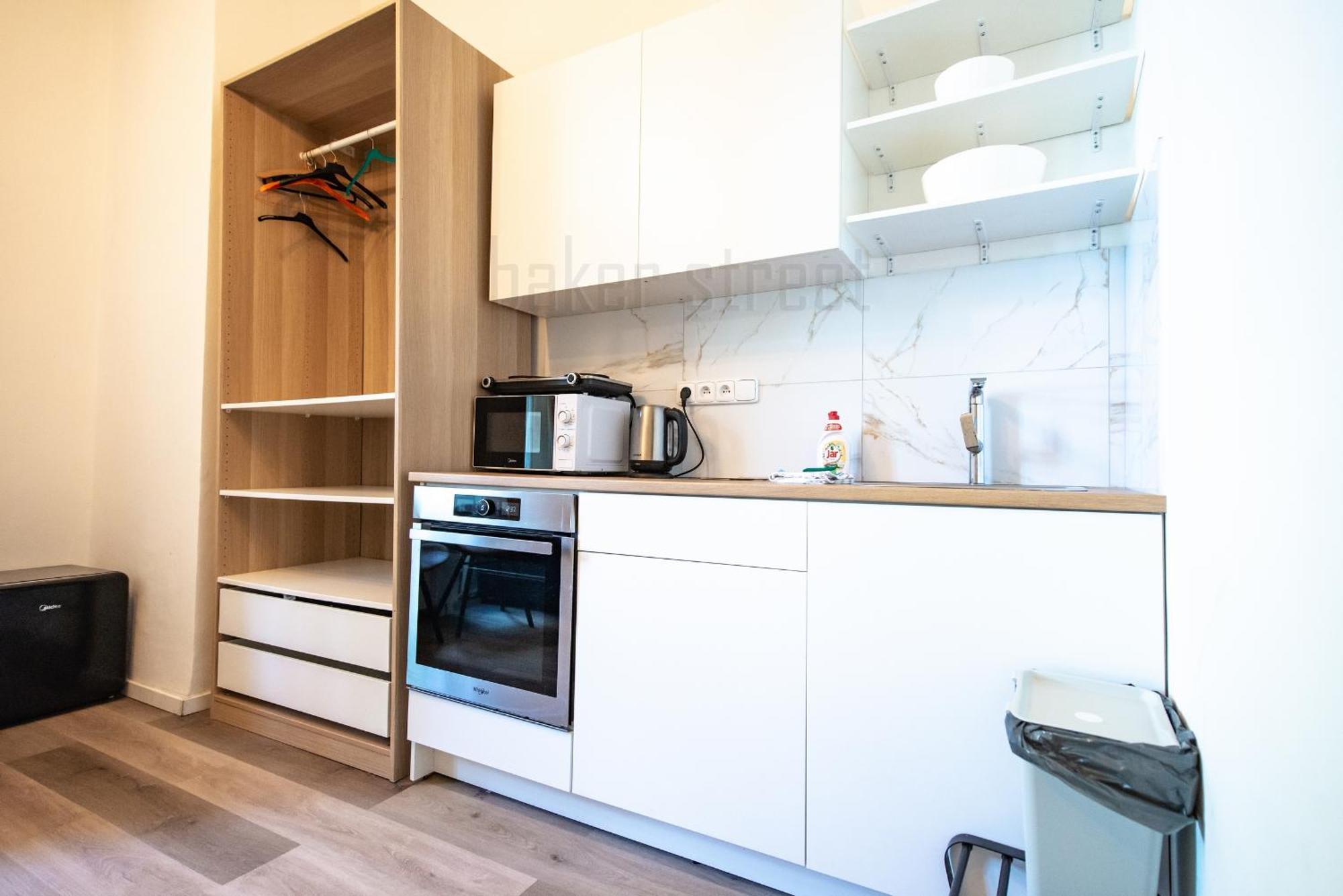 Storey Apartment Close To Metro Palmovka Πράγα Εξωτερικό φωτογραφία